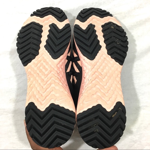 Nike ACG React Terra Gobe Sneakers - Picture 12 of 12